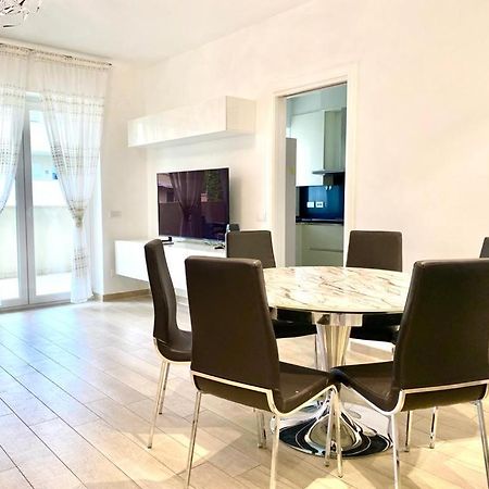 Apartmán Mpm - Belinzaghi 5 6 Pax Milán Exteriér fotografie