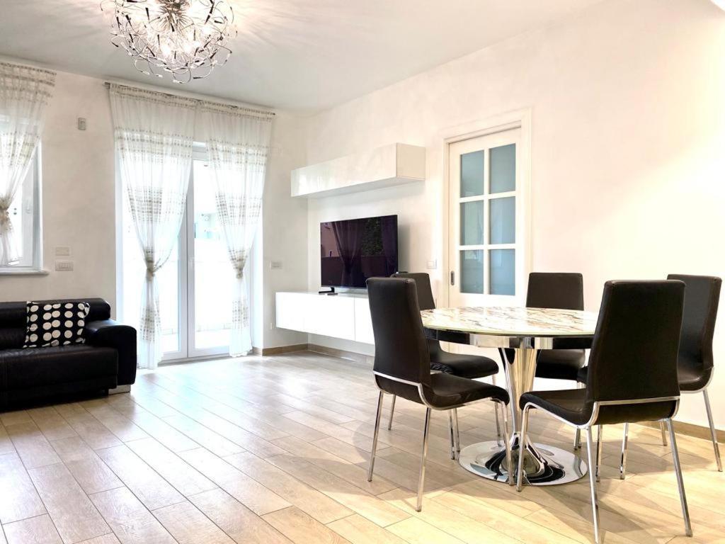 Apartmán Mpm - Belinzaghi 5 6 Pax Milán Exteriér fotografie