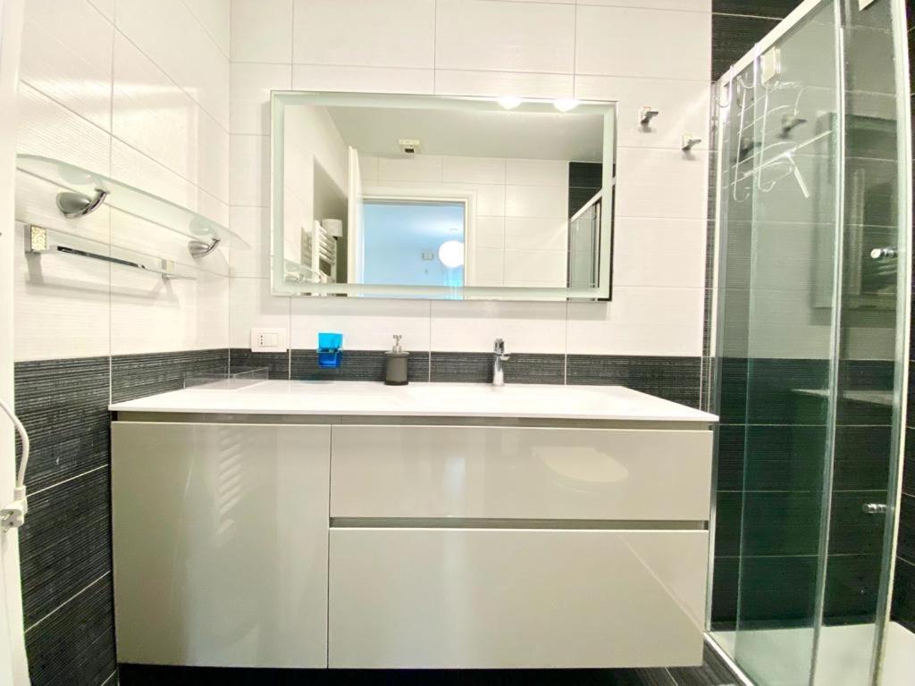 Apartmán Mpm - Belinzaghi 5 6 Pax Milán Exteriér fotografie