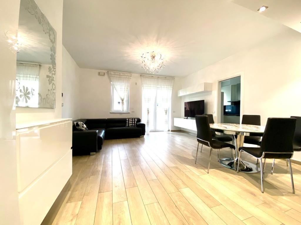 Apartmán Mpm - Belinzaghi 5 6 Pax Milán Exteriér fotografie